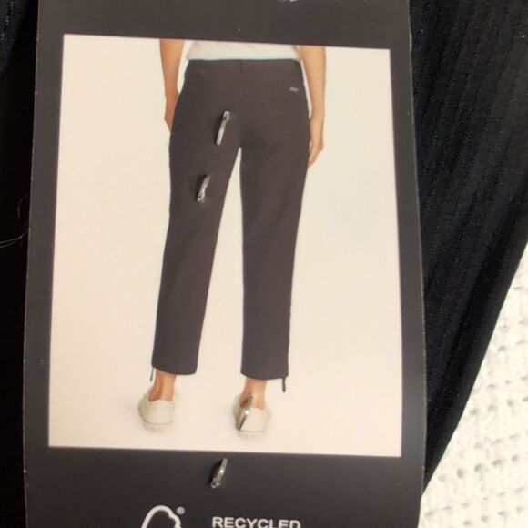 Eddie Bauer 16 Black Ripstop Crop Pants, NEW - Picture 3 of 12